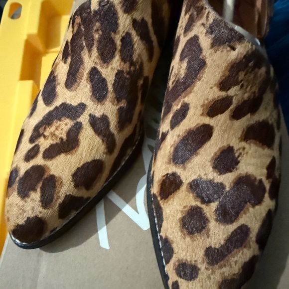 Zodiac Leopard Print Heeled Boots - Picture 4 of 8